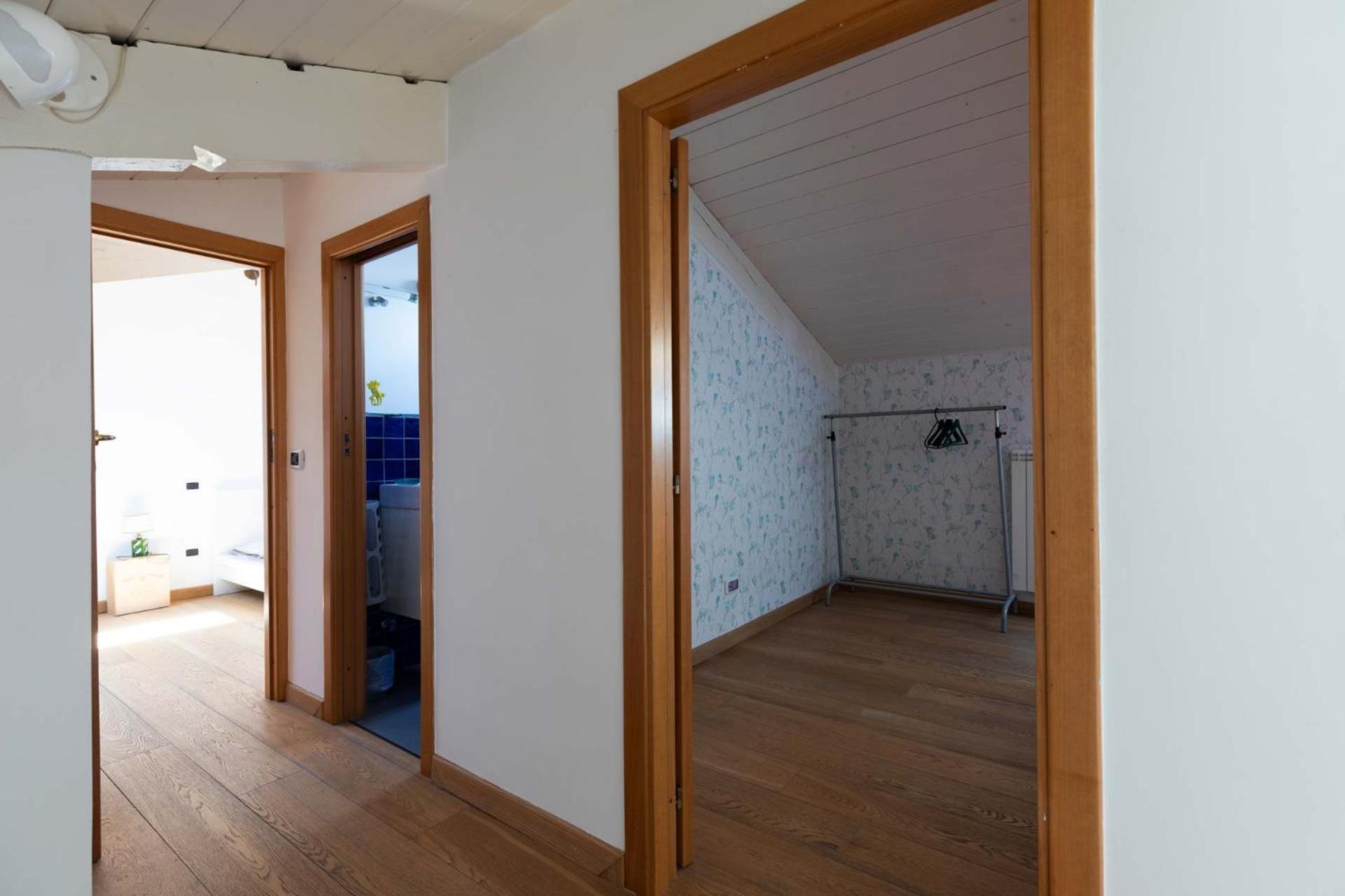 Spaccanapoli Casa Tre Santi Napoli